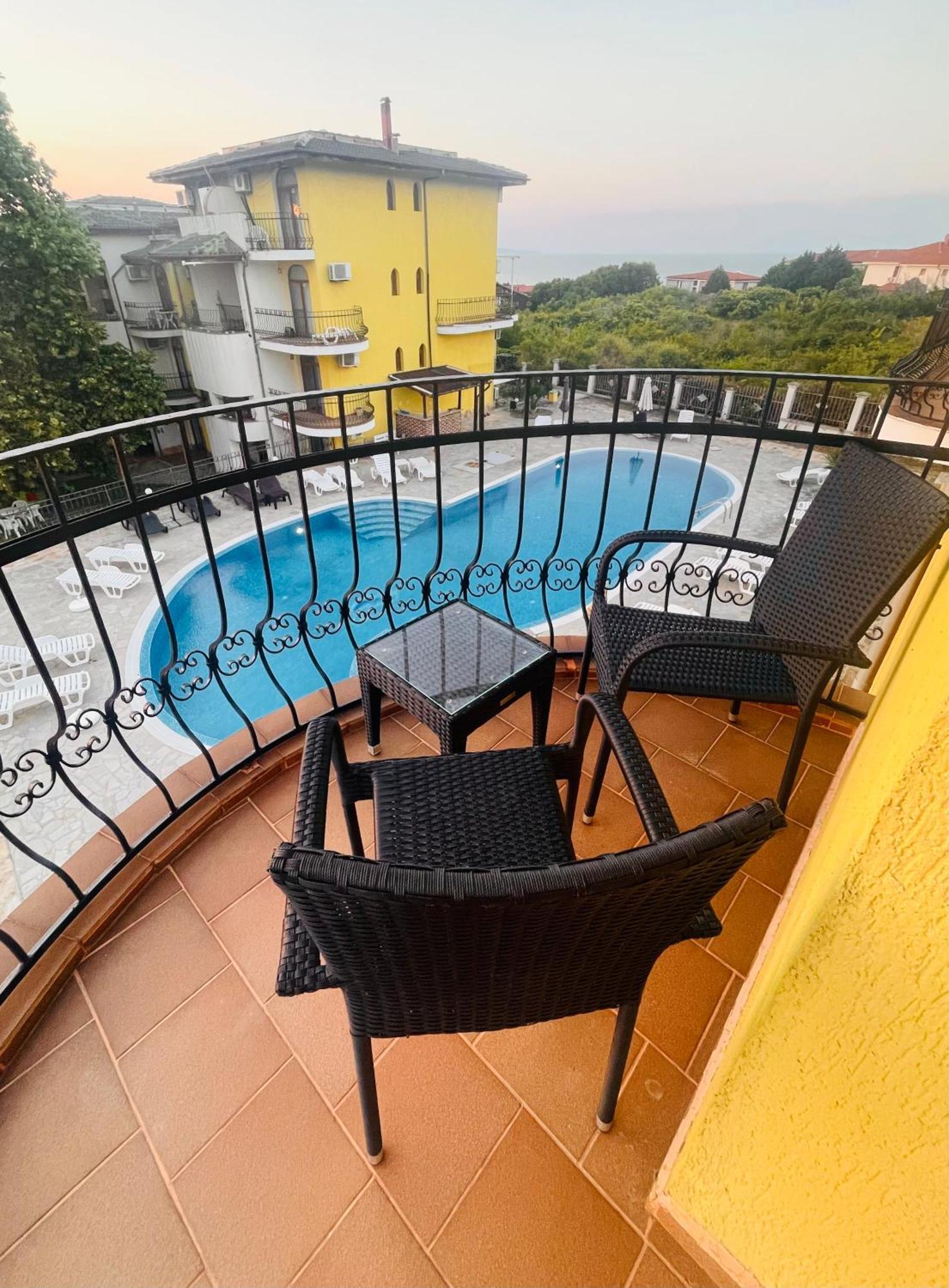 Private Apartment With Sea View Sozopol Eksteriør bilde
